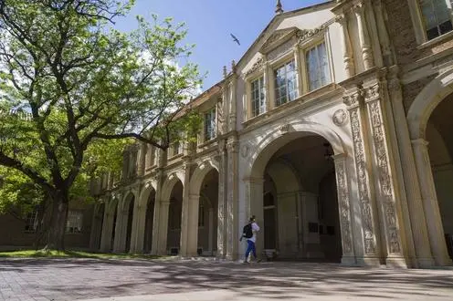 英国大学雅思成绩要求又提高了！快看看是哪些？